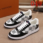 ルイヴィトン キャンバススニーカー